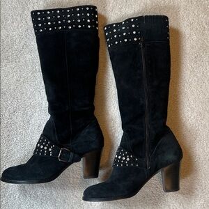 Jessica Bennett suede boots